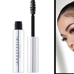NIB Anastasia Beverly Hills Clear brow gel